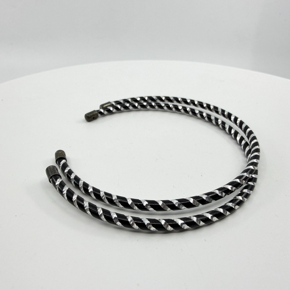 Set of 2 Stackable Black & Silver Geometric Bangle Bracelets
